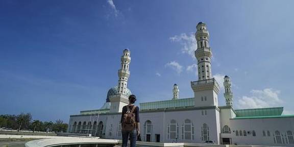 马来西亚最美的夕阳在这里：沙巴清真寺