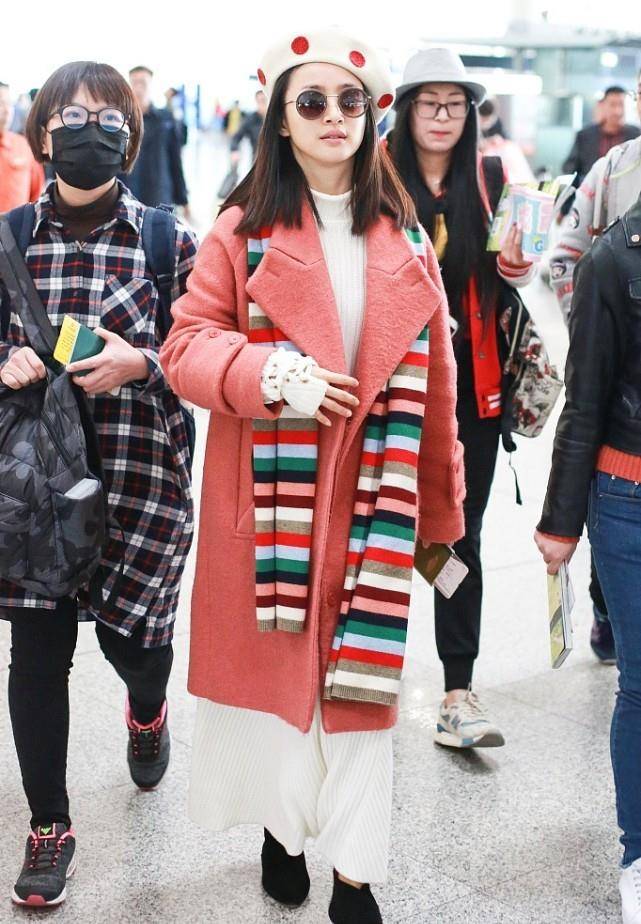 颜色 入冬了外套应该怎么选?林依晨的几款外套造型,值得一试