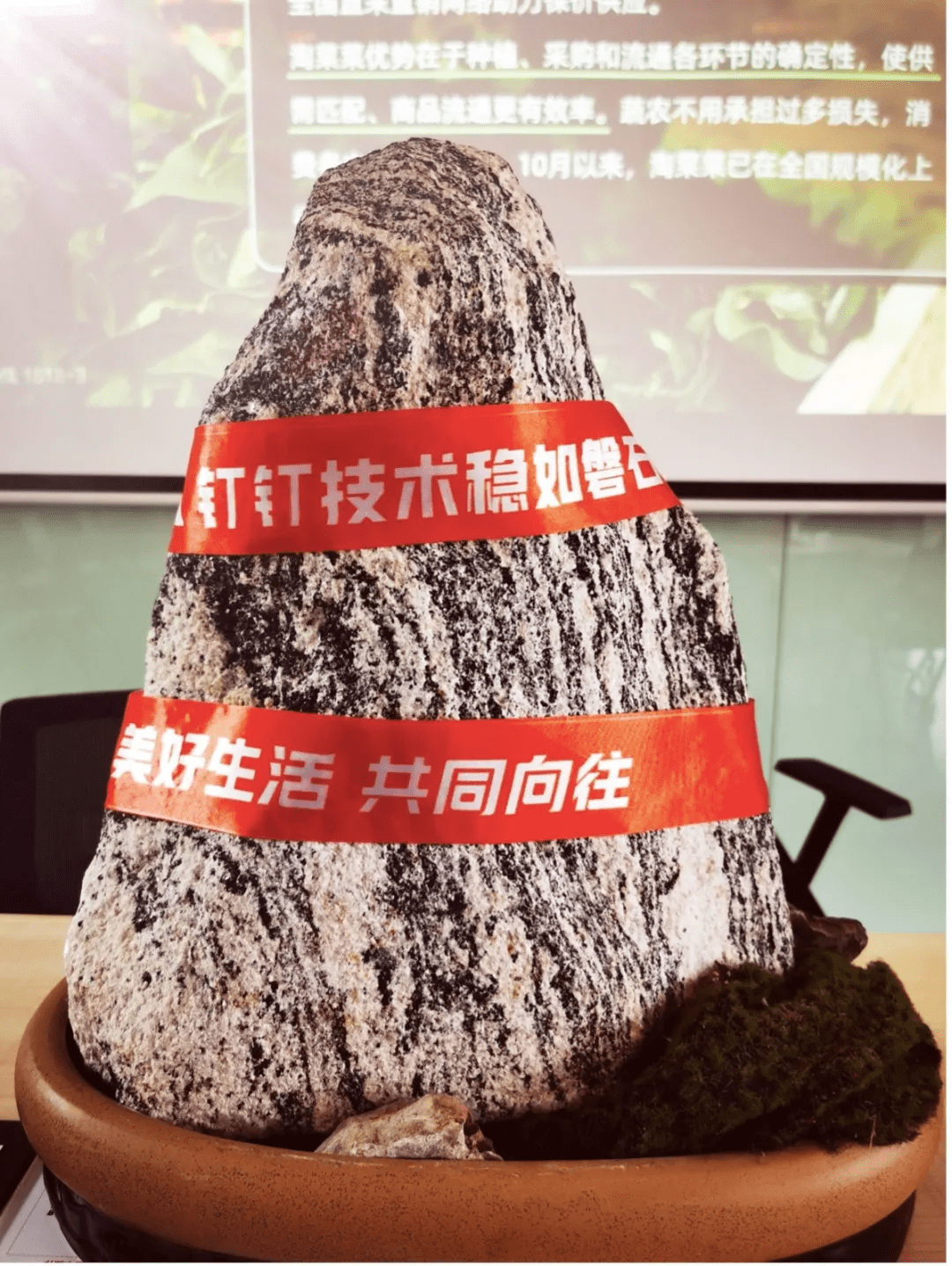 双11的水下战场：追着飞机换引擎的人