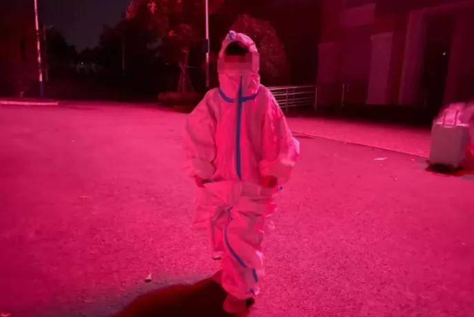 荥阳一女老师“隔离日记”看哭众人（郑州荥阳疫情解封了吗）
