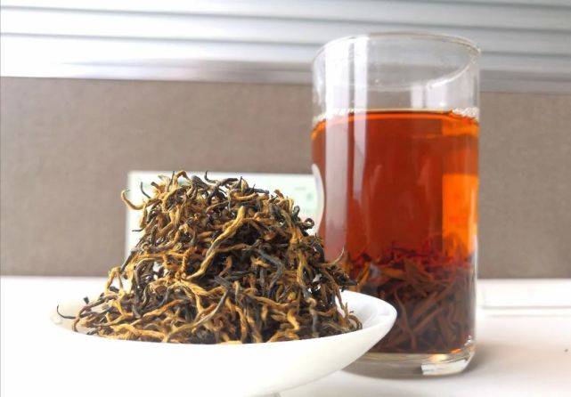 原创祁红滇红正山小种冬饮红茶话温情