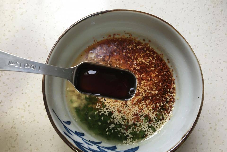 大蒜头|最近女儿点名要吃此早餐,鲜美多汁很开胃,五分钟煮一锅简单省事