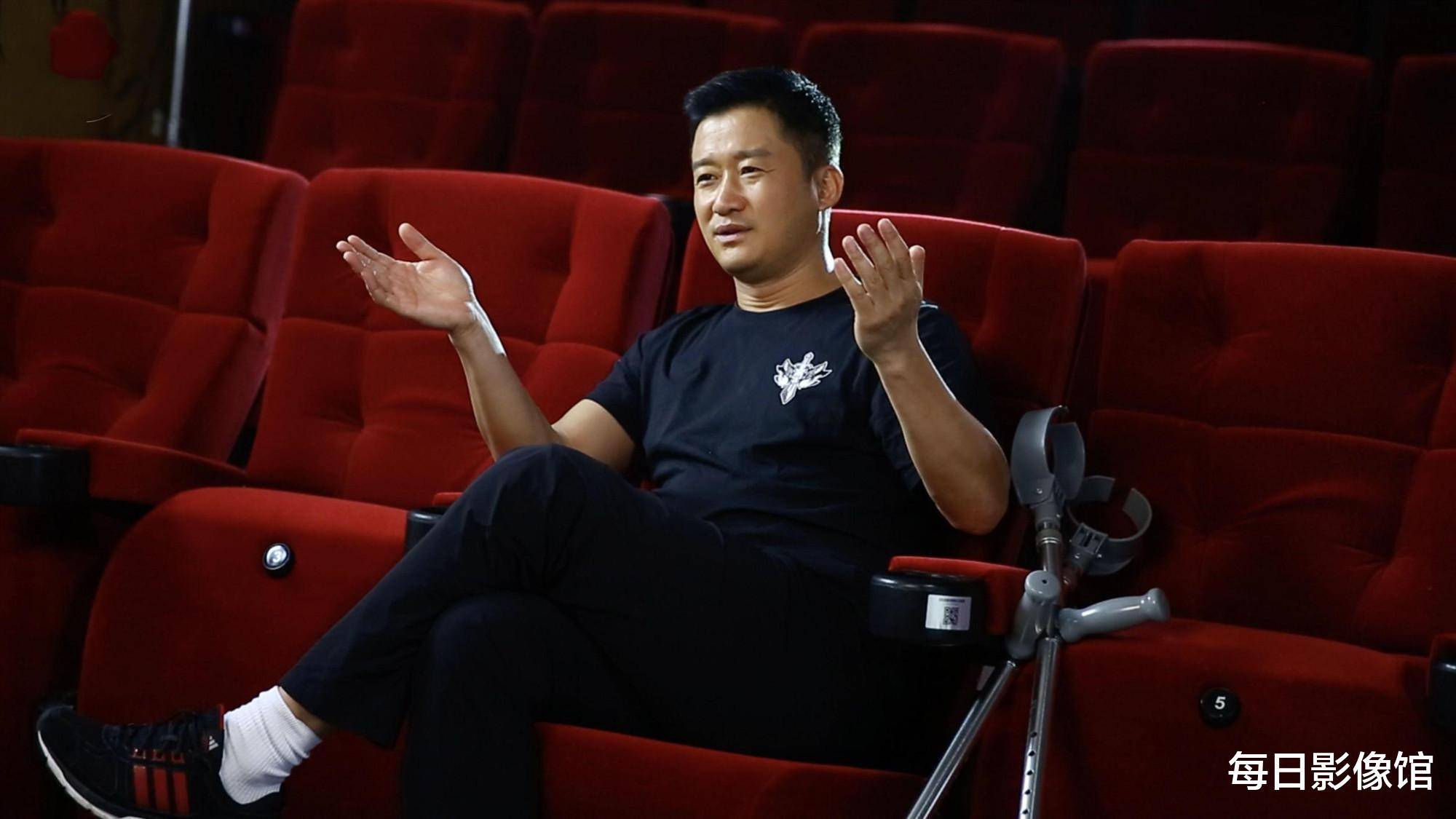 郑千里|预售票房186万,百万粉丝网红自编自导的电影,观众照样不买账?