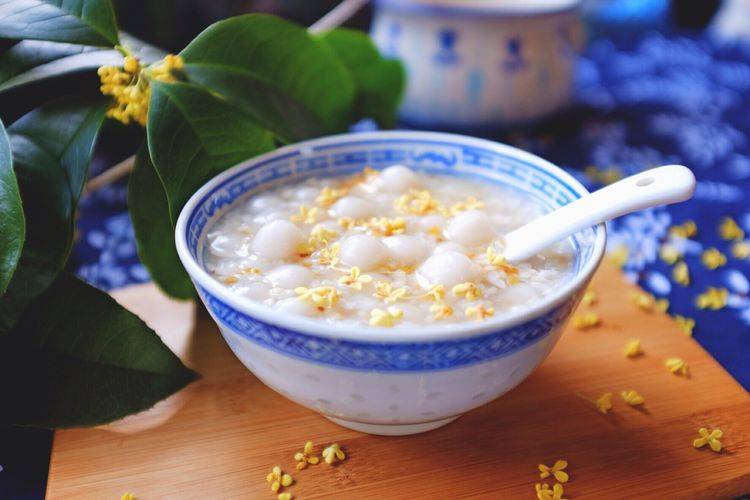 用糯米这样制作糯米丸子 吃起来口感味道不错 桂花 太阳信息网