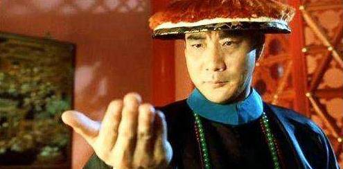 大侠|抢张国荣女友，骗雪梨未婚生子，70岁的徐少强成“网红杀手”