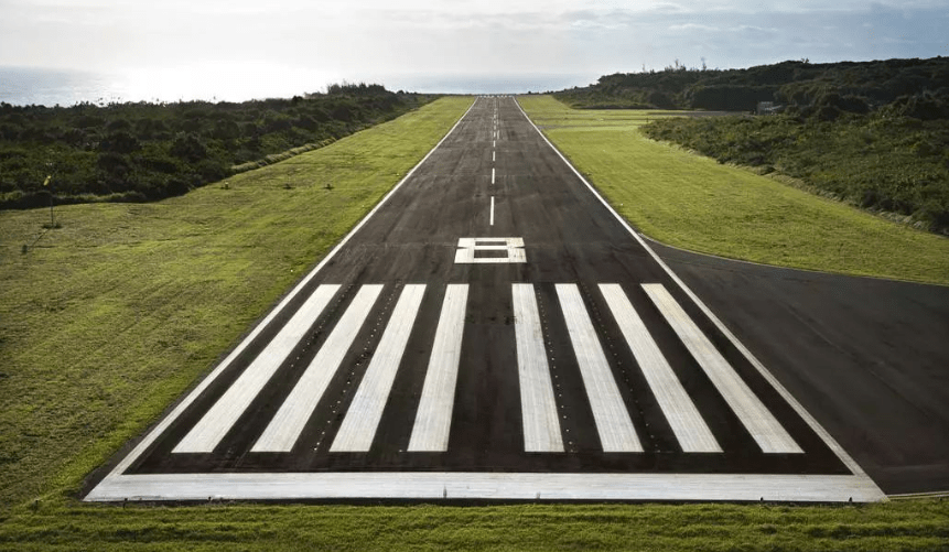 飞机降落时冲击力高达360吨跑道要修多厚才承受得住涨知识了