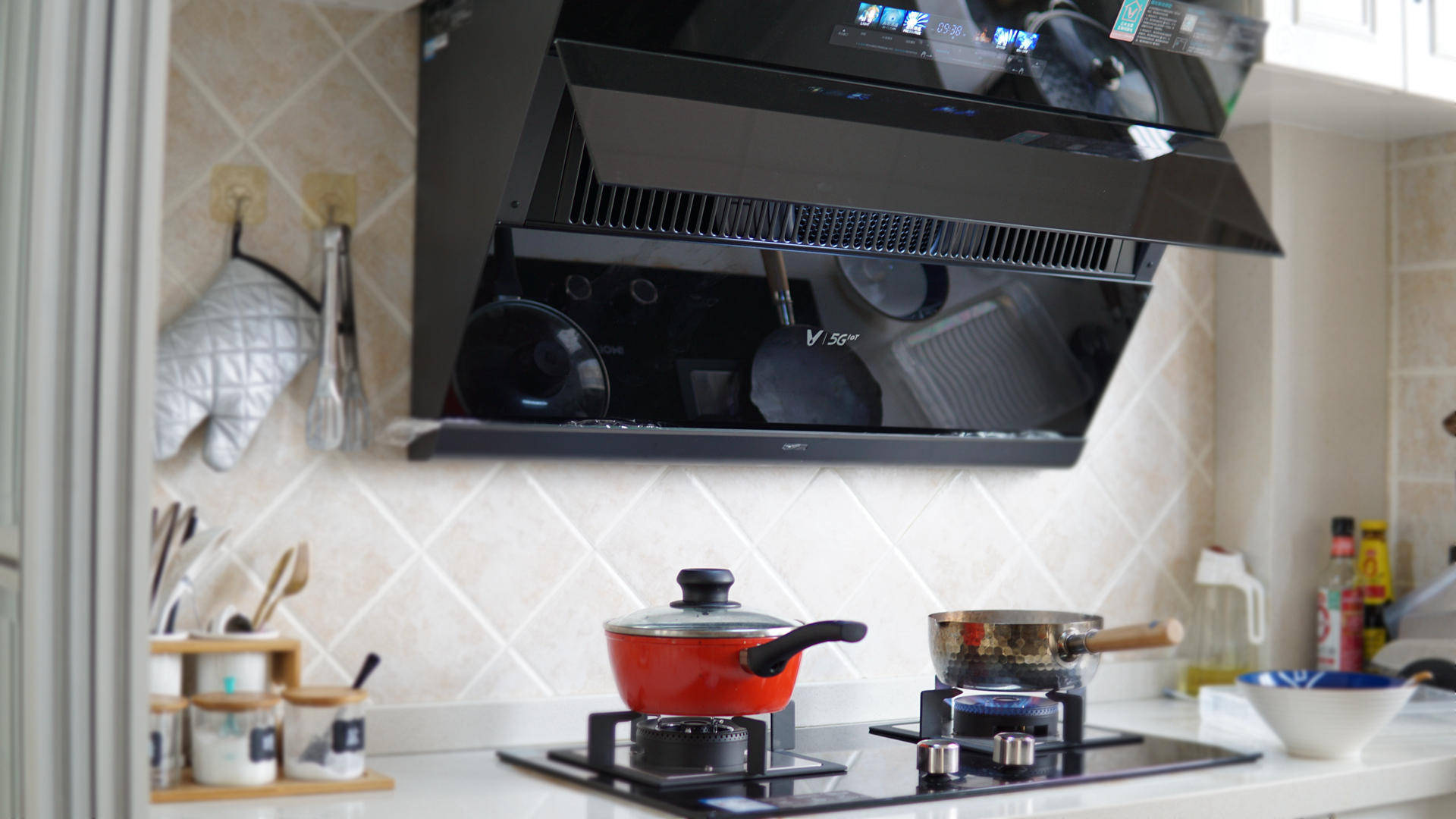 云米wing A1智能烟灶套装测评：彩图触联，老人轻松上手！