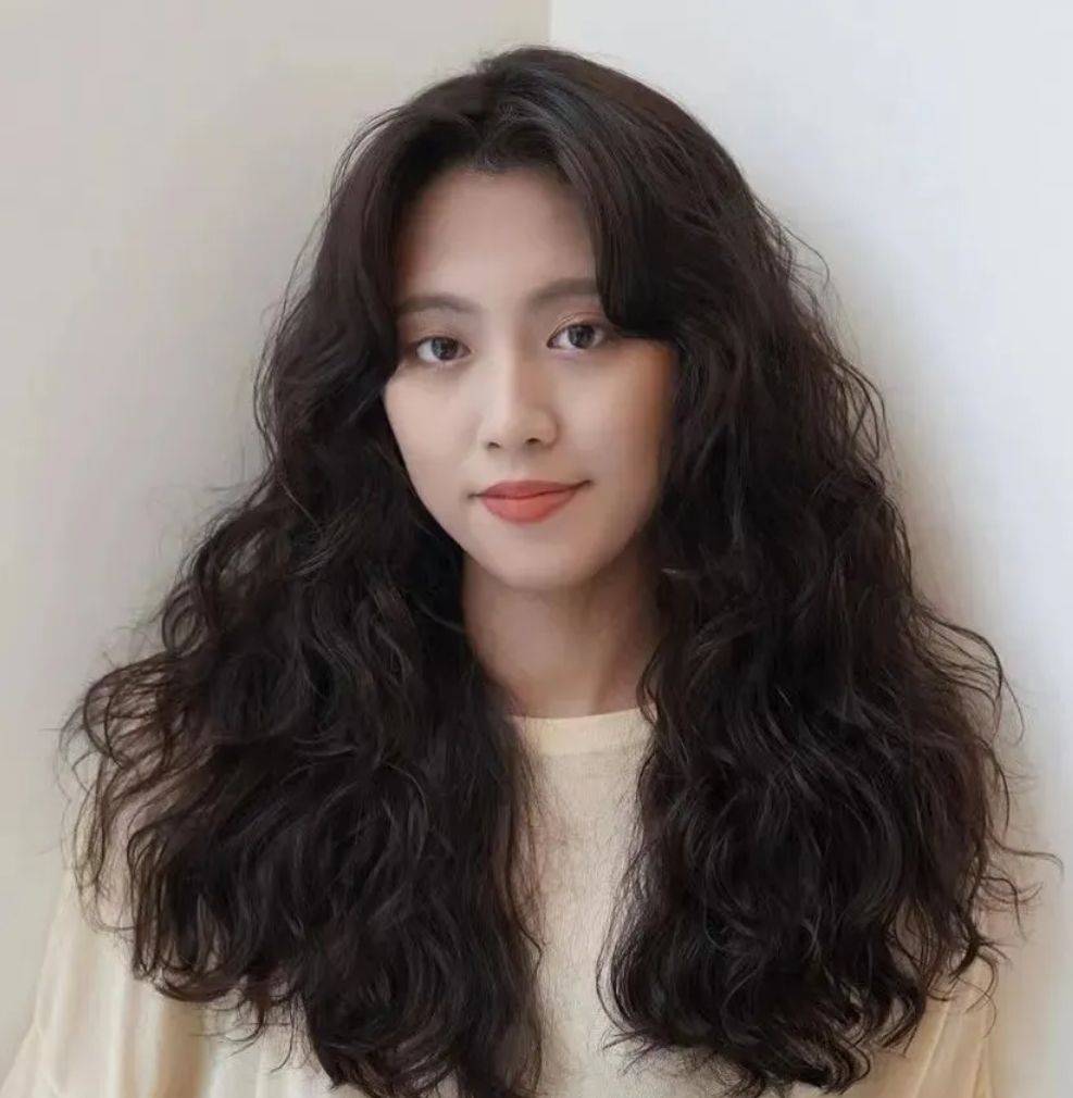 发型发型想要不过时，选这21款就对了，短中长都很美