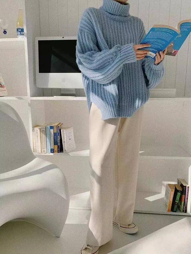 短裙 今年最流行的保暖穿搭,时髦好看的“不露腿”搭配