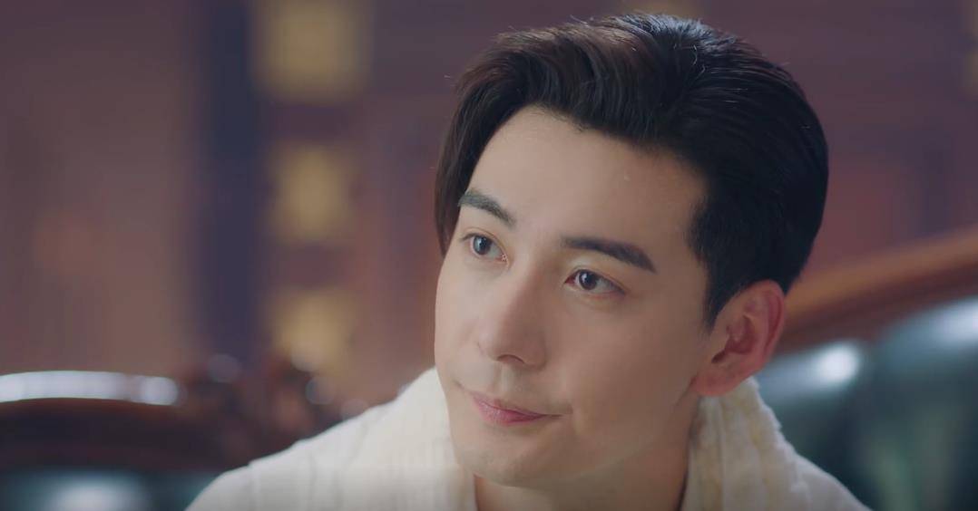 都拍|一见倾心：谭玹霖跪地求婚！与婉卿甜蜜约定：以后每年都拍全家福