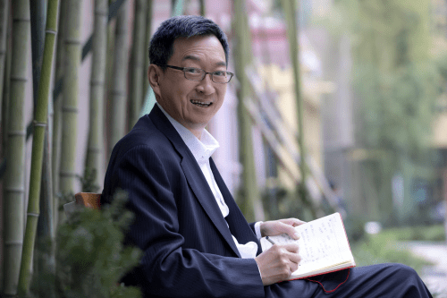 消息资讯|西安国际医学整形医院王志军教授 警惕！整形美容变毁容