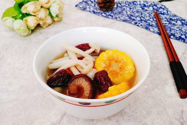 暖胃|冬天多给家人喝这碗汤，驱寒暖胃又滋补，每天一碗，越喝越暖和