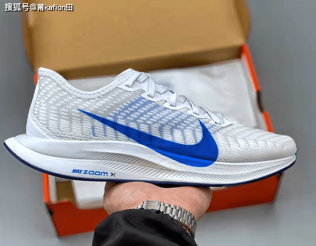 耐克 耐克男子飞马休闲运动鞋 跑步体验 NIKE ZOOM PEGASUS TURBO 2