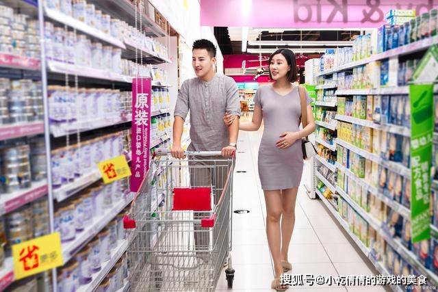 美食|超市里“不起眼”的3款美食，总被放在角落里，包装虽丑但味很好