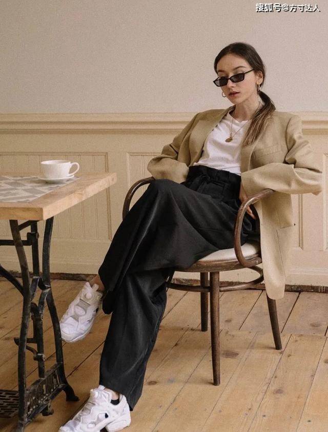 上衣 西裤可以说是时髦宝藏单品，拉腿藏肉百搭样样行。