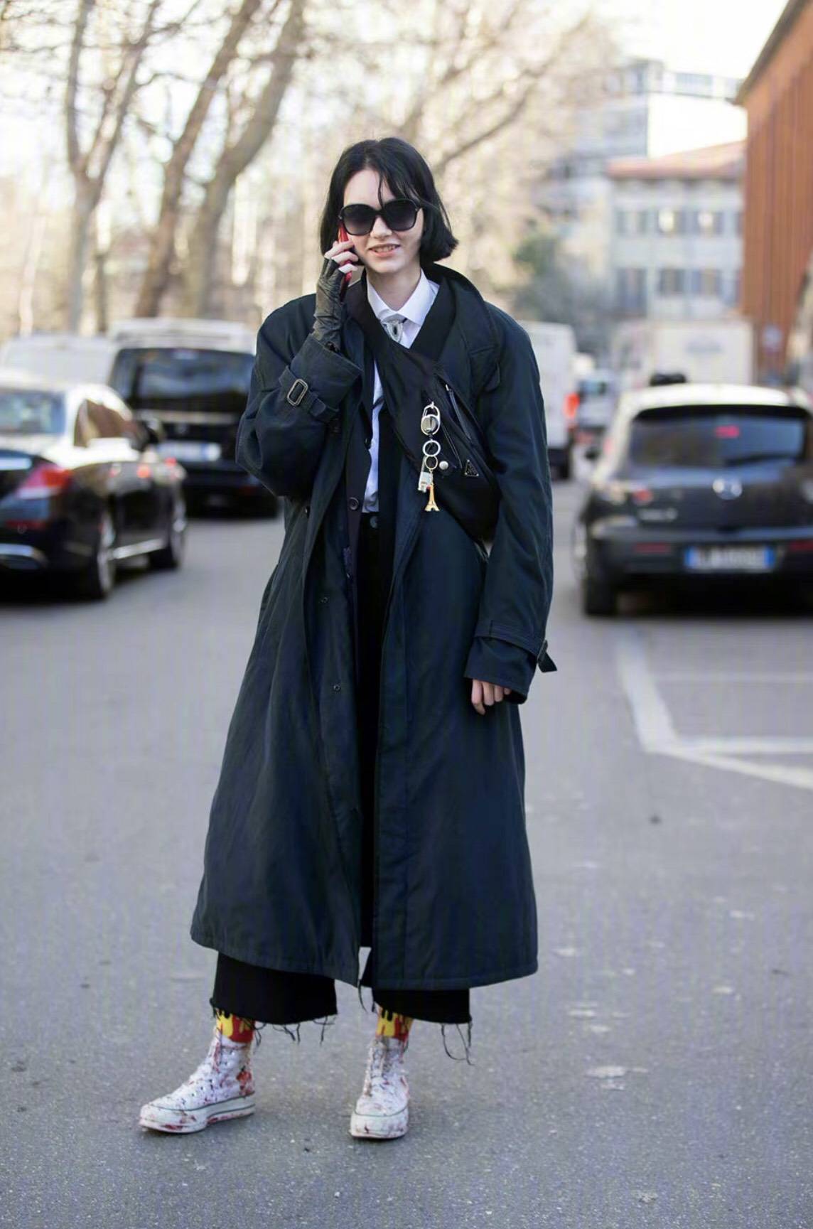 貂绒 温度与风度都要,秋冬季秀场外的模特在穿什么?快来看一看