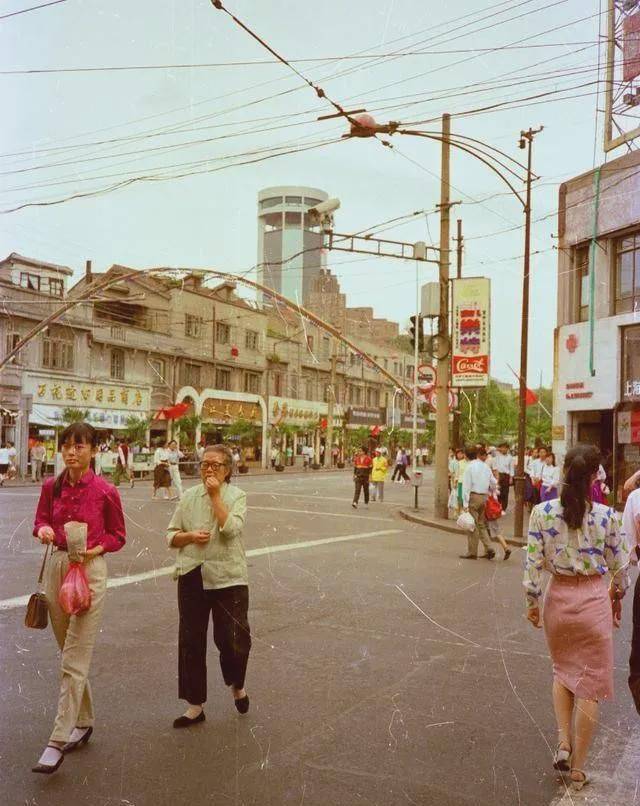 1990年 亚运会期间的上海街拍