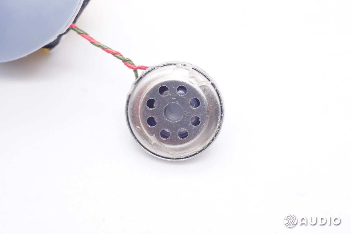 采用恒玄BES2500系列主控方案，NOKIA诺基亚E3511真无线降噪耳机拆解报告