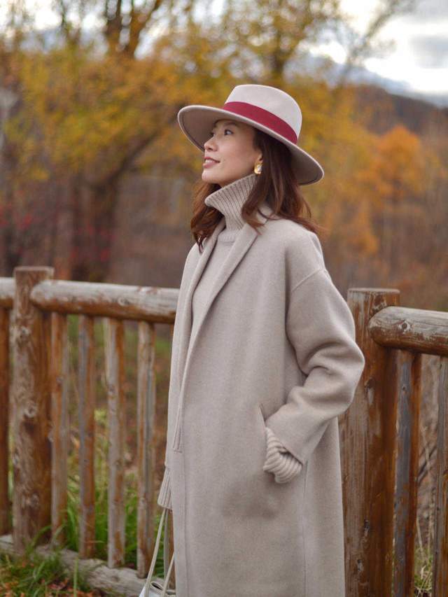 配饰 冬季最美的打开方式，“大衣+毛衣”才是王炸cp，保暖又洋气