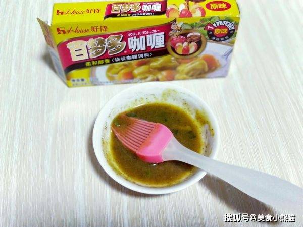 咖喱鱿鱼|7分钟学会一道高级料理，剩饭新吃法：咖喱鱿鱼饭，好吃简单易学