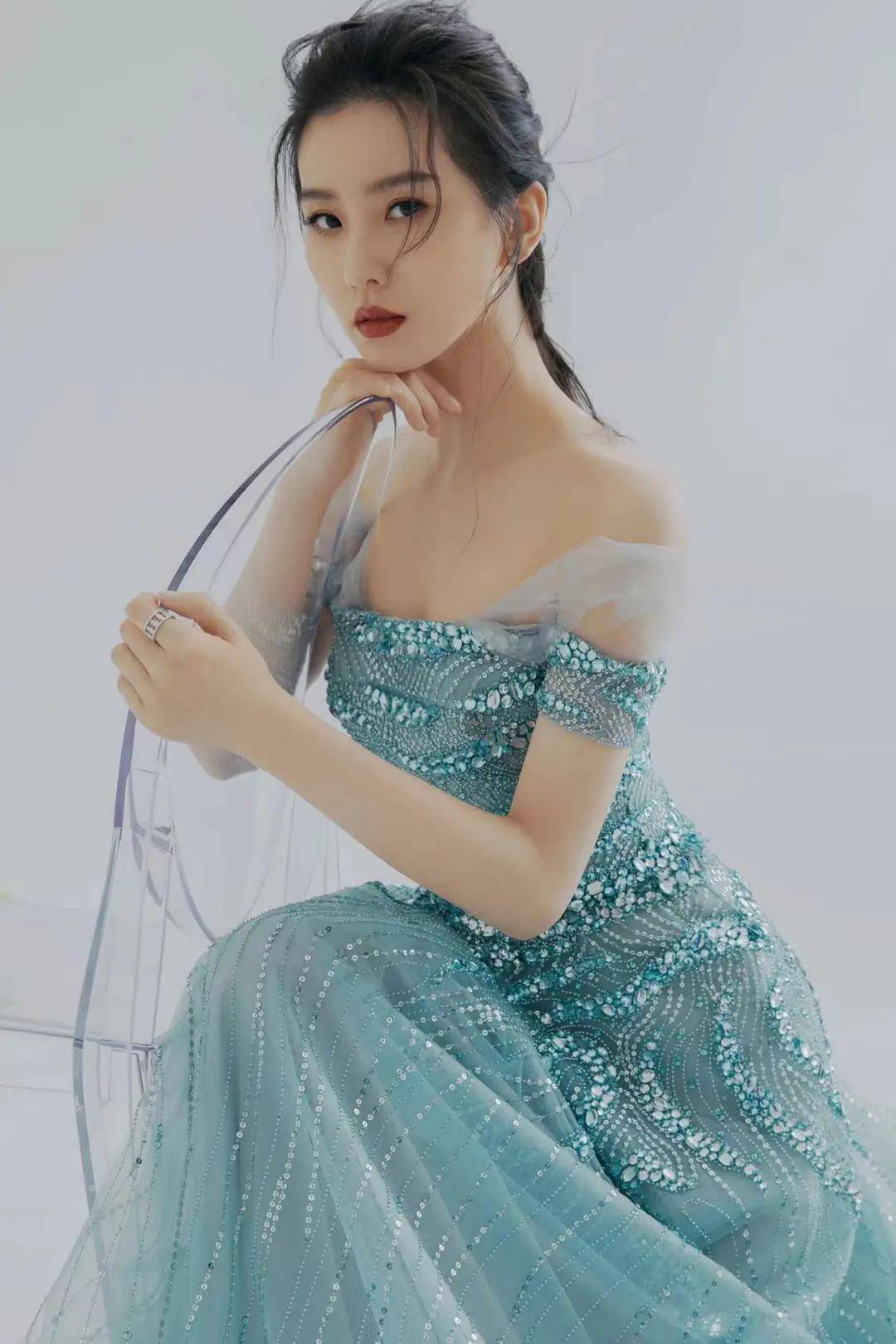 高定 女明星高定厮杀场