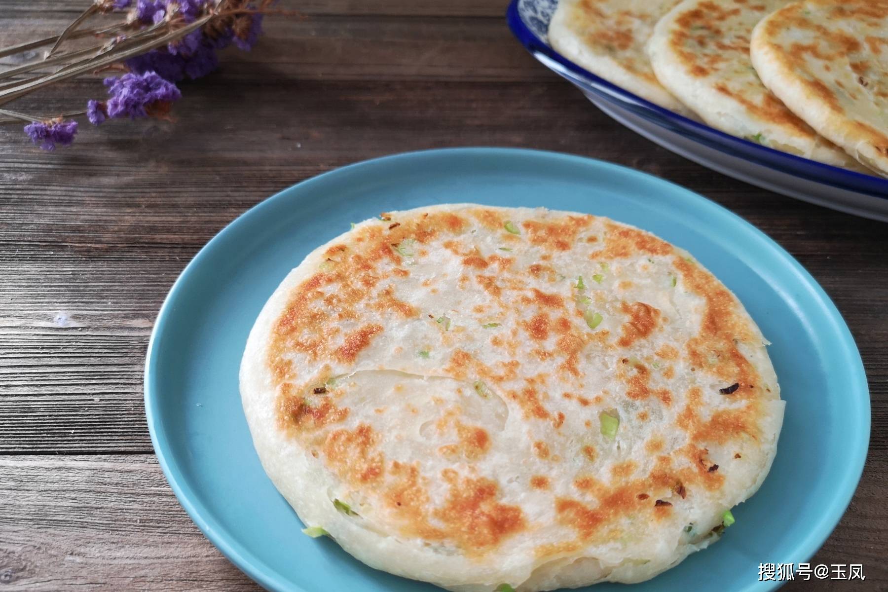 葱花|3块钱做10张手抓饼,一周早餐不用早起,外酥里软,层次多,真香