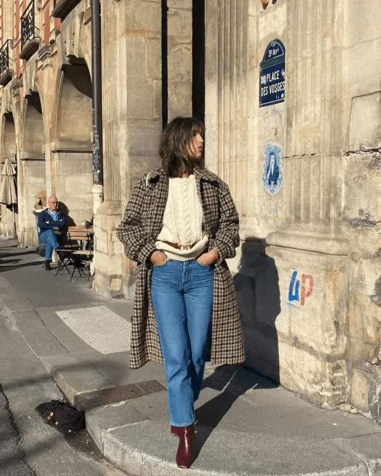 脚踝 马丁靴失宠了，今年流行九分裤+法式短靴，配羽绒服、大衣都气质