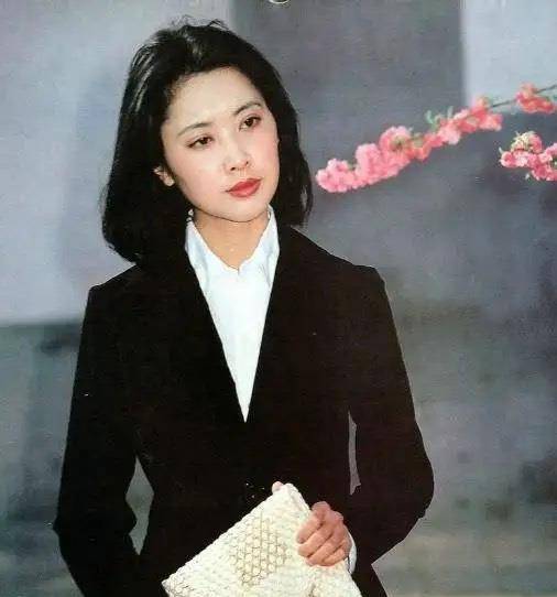 次数|这部电视剧30多年了经久不衰,重播的次数高达3000多次。