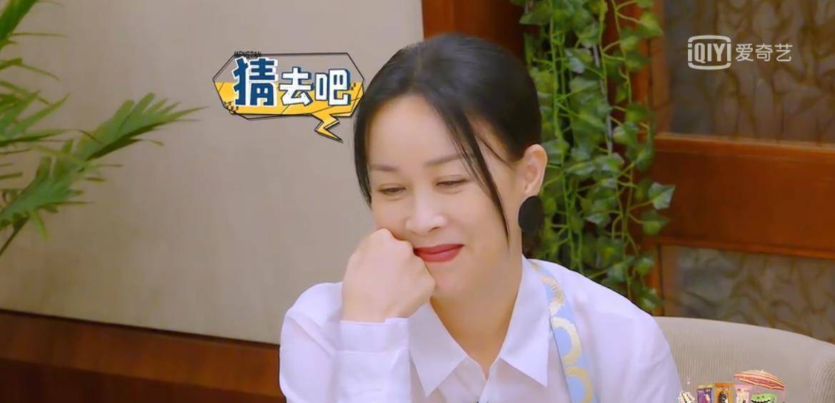 角色|《萌探探探案》那英人设惹争议,拉踩杨紫翻车不断,遭全网群嘲!