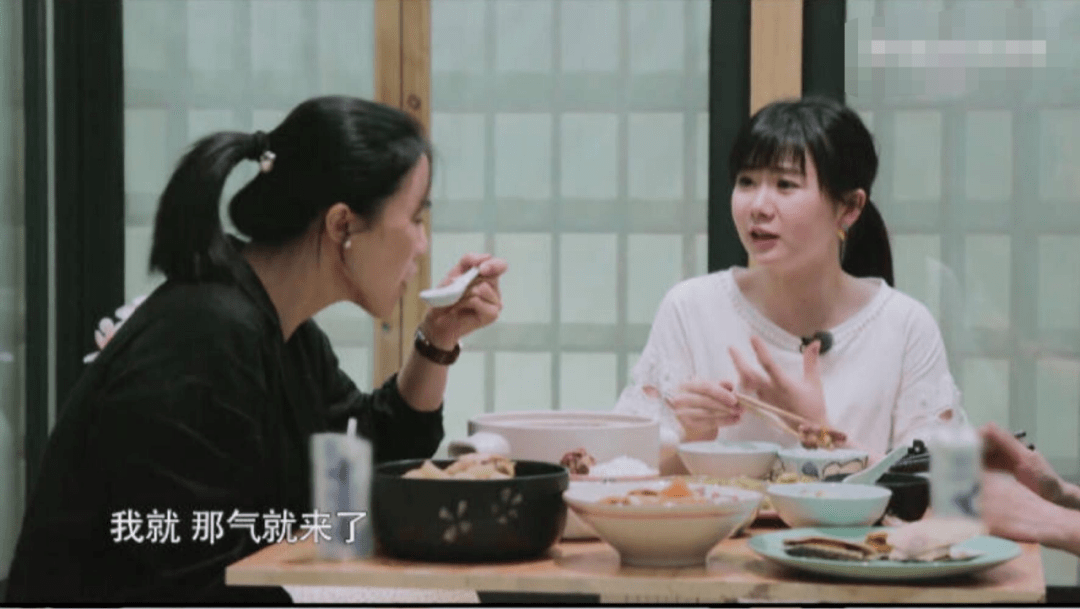 情侣|被“魔咒”的三个综艺：两部恋综6对分手离婚，这对情侣来了就分