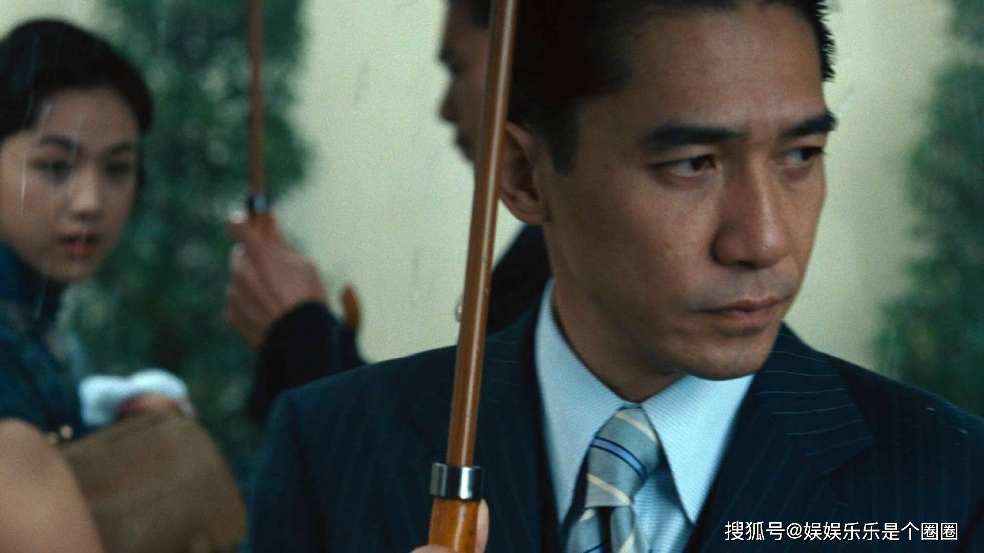 角色|中国胜利三部曲的第三部，梁朝伟搭档王一博的新电影无名官宣！