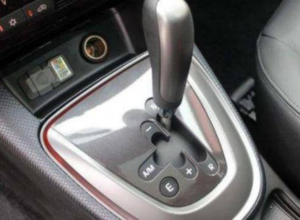 啥叫自动离合 19e98962fbd54eb8ad32eaba7ec17c0e.jpeg