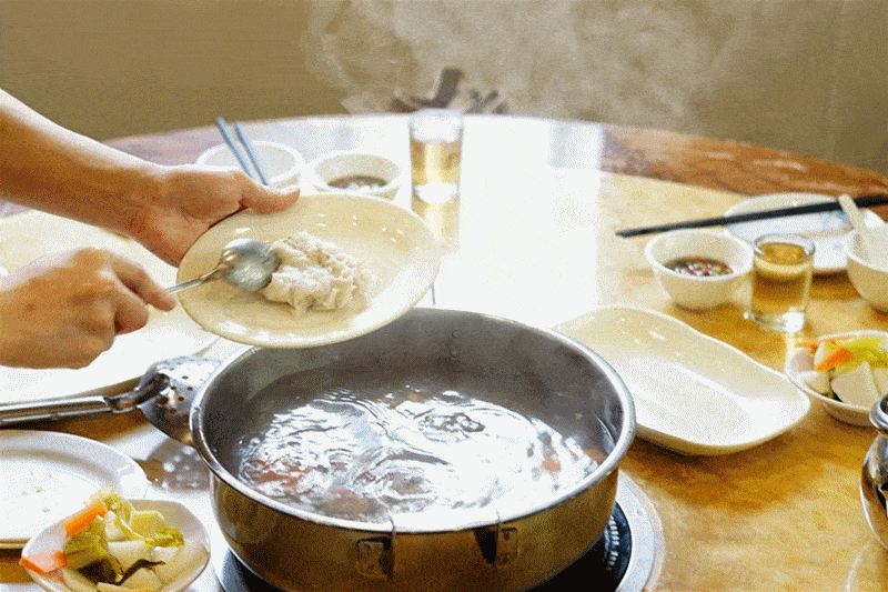 给广东人一个盆+水，能端上桌多少种火锅？