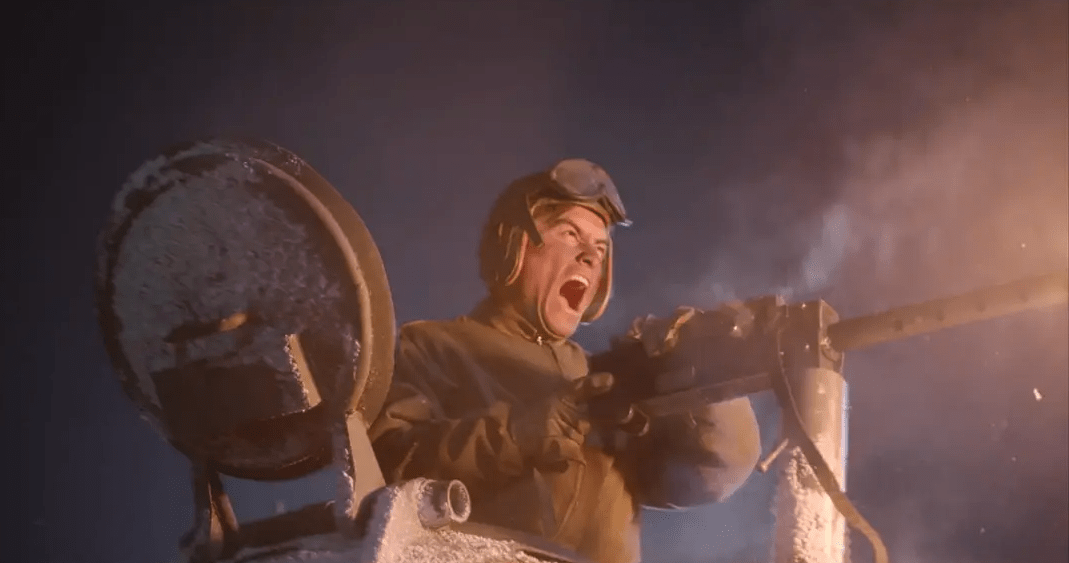 电影|离超过《长津湖》还差5步？这部抗美援朝新片，或改写票房天花板？