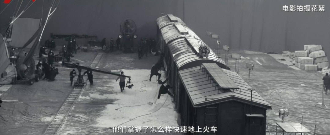 铁道|首周末票房就破6000万，此片一出，我们又欠范伟一个影帝