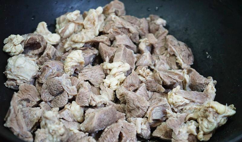 怎么把肉做成饲料 293d7438254d428f99cf5b3f9d268aac.jpeg