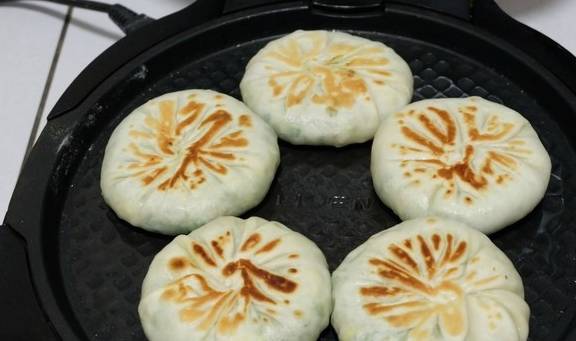 怎么晒萝卜干最简单 4f94b55ce92a49a2b9a330a5c8e0884a.jpeg