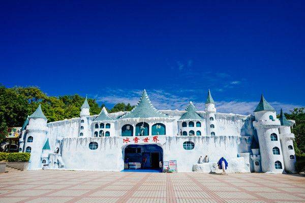 广东绿太阳冰雪大世界,家门口就可以看雪!