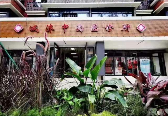 成都|不吃药，一推一按轻松解决，成都诚济何医生治疗颈椎痛有一手