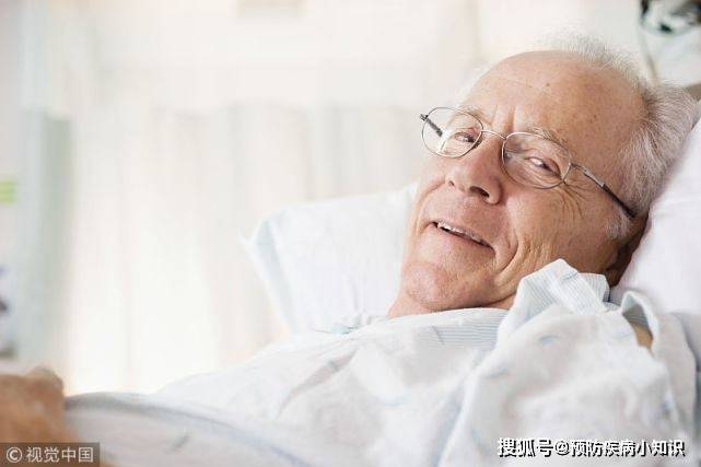 手脚|手脚若出现这3个异常，恐是被肝硬化“盯上了”，多留心