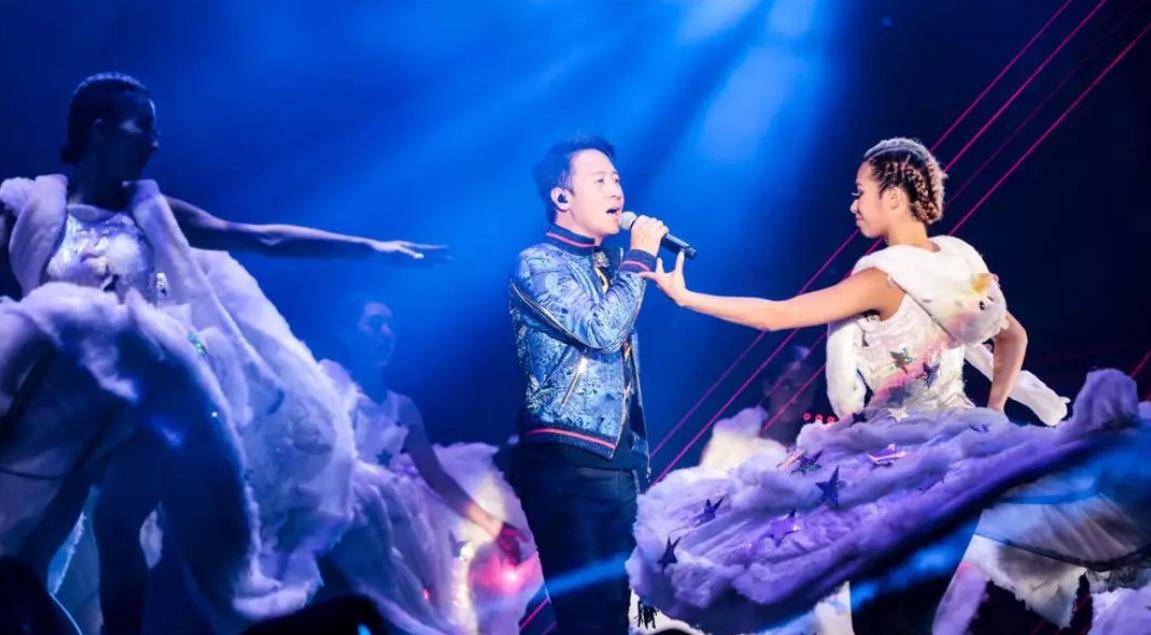 李小龙 在“穿得野”这回事上，20年前的港圈巨星说了算！
