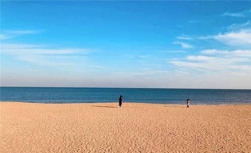 第三天 第三海水浴場洗海澡——陽光海岸景區露營 三浴場的遊客數量最