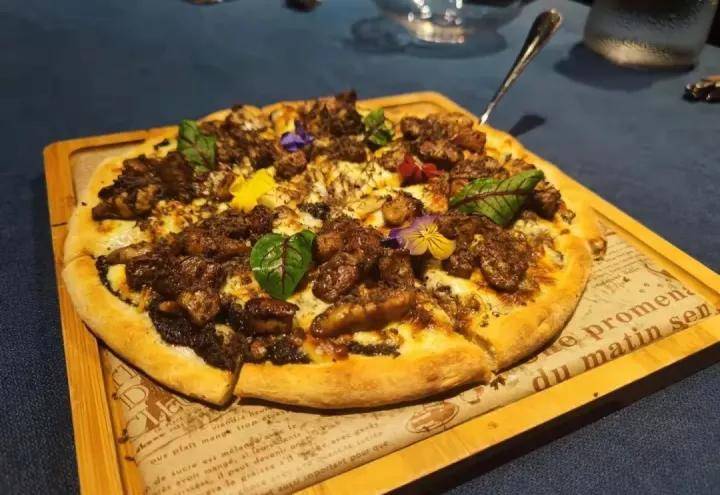 披萨|中喜酒业：披萨和葡萄酒会碰撞出怎样的火花?这样搭配才对味。