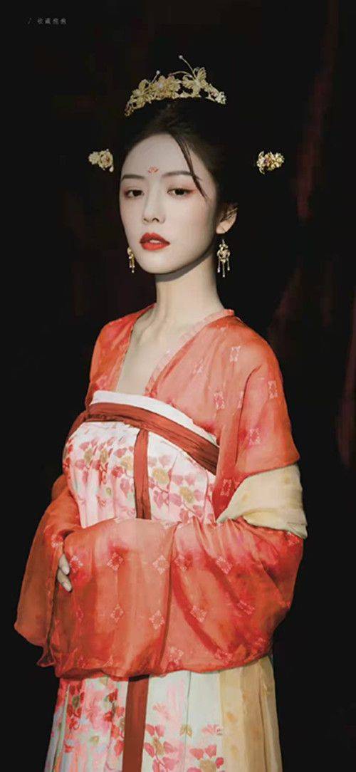蔡文静 传承之美，从唐装开始，看蔡文静的百变唐装秀