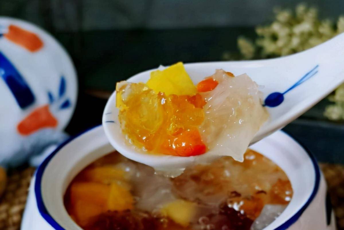 银耳熬出胶才有营养吗 f9d31bfe1abd478b8e798b28ac0958f7.jpeg