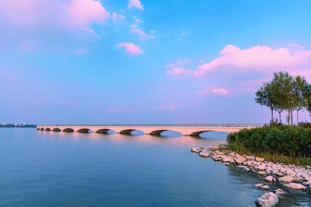 雅居乐聆湖雅苑看房预约电话:400-997-8009_淀山湖_青浦_上海