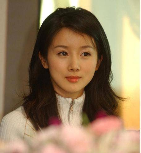 孙菲菲:被导演侄子暴打,退出娱乐圈,嫁2婚联想总监