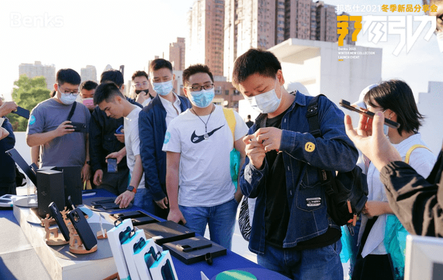 苹果用户有福了，邦克仕推出Apple凯芙拉全家桶配件