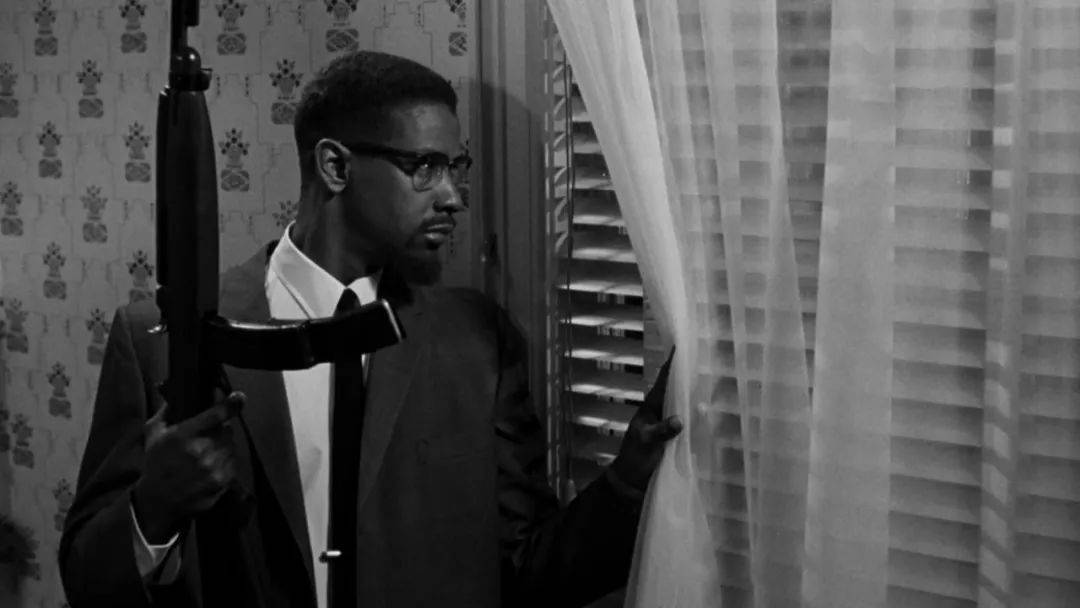 詹妮弗劳伦斯|好莱坞片酬谁最高？2000万美金是前十入场券，榜首拿了一亿美金！