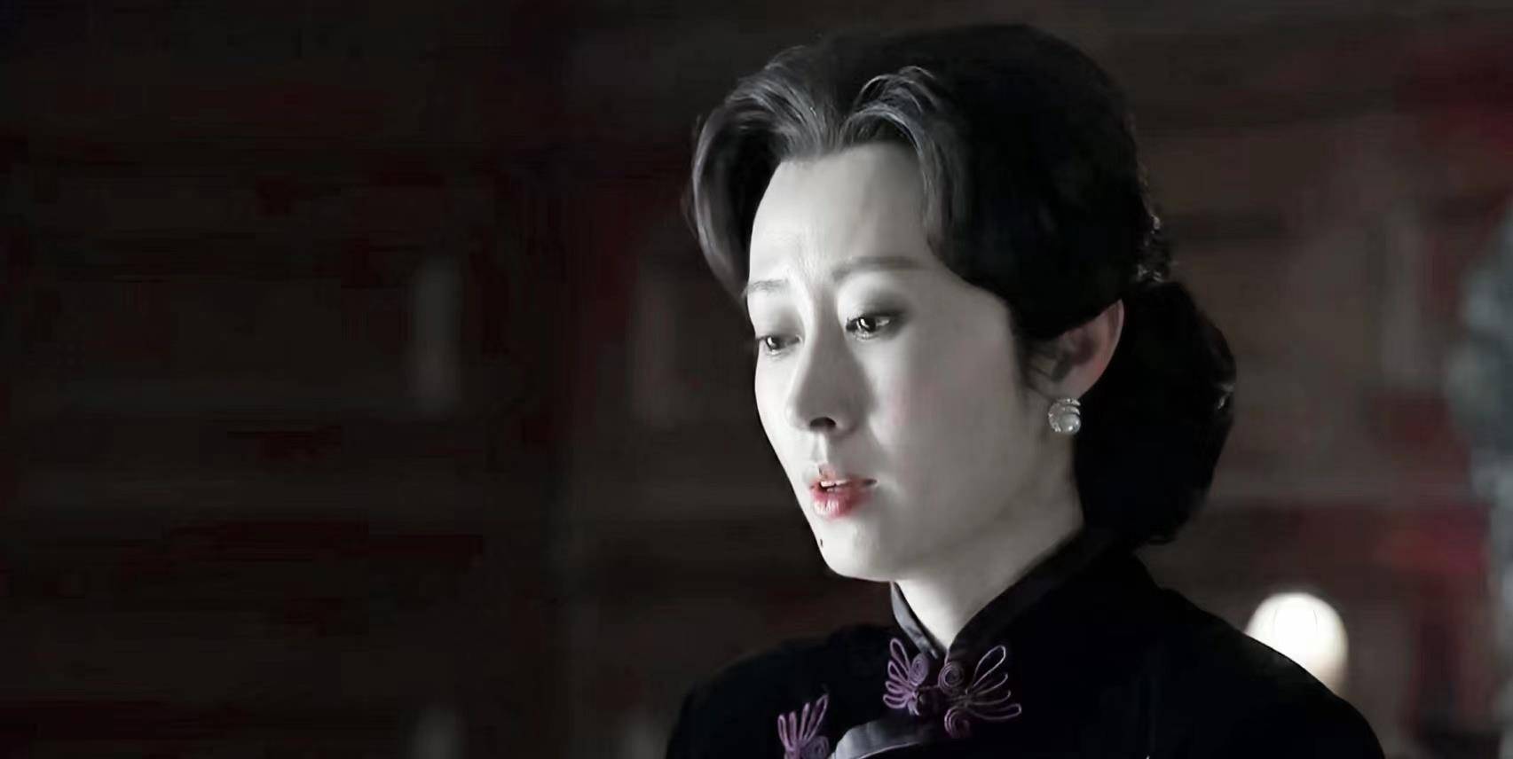 要说最佳女主角争议最大的还是新人刘浩存,她在电影《送你一朵小红花